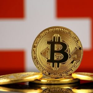 У Швейцарії почав працювати криптовалютний банк