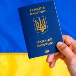 Резидент или нерезидент? Статус украинцев за границей